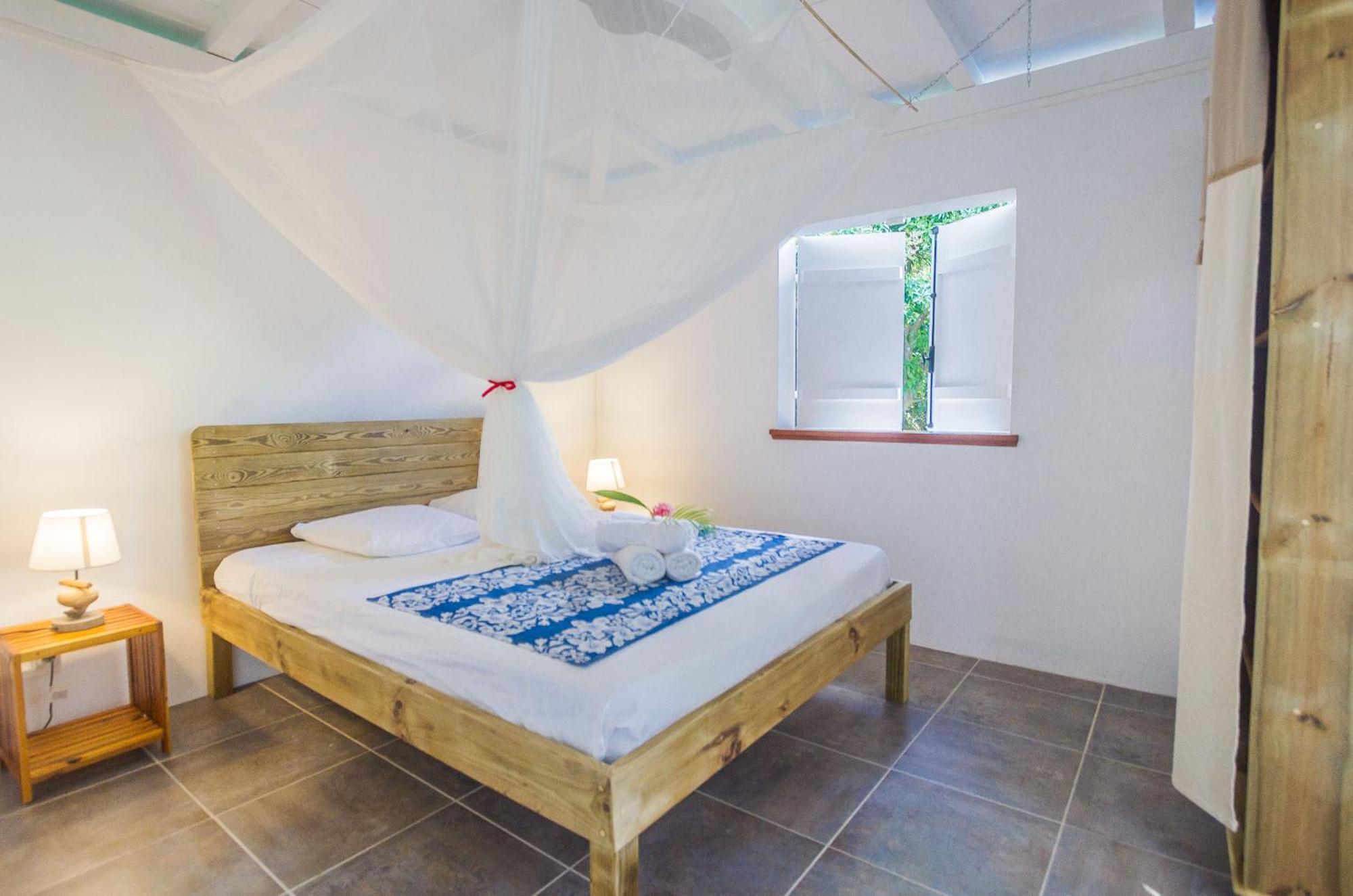 Ecolodges Karet Deshaies Dış mekan fotoğraf